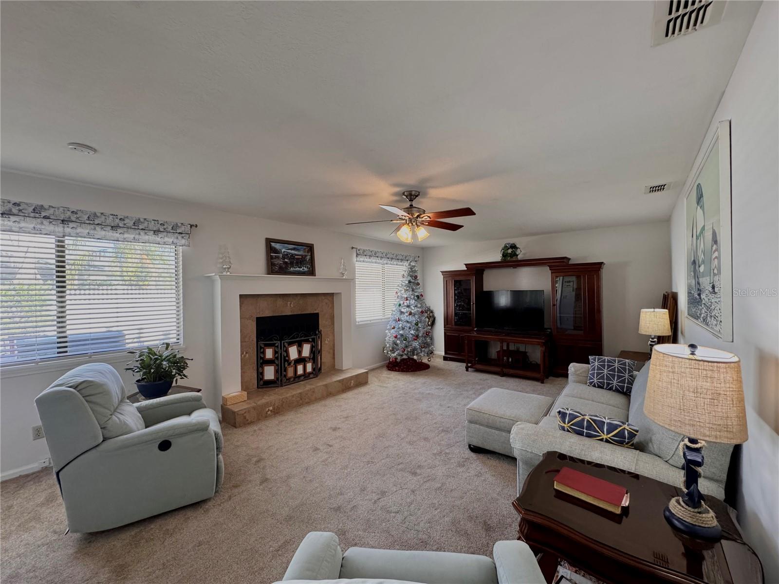 516 DONALDSON DR, DEBARY, FL, 32713