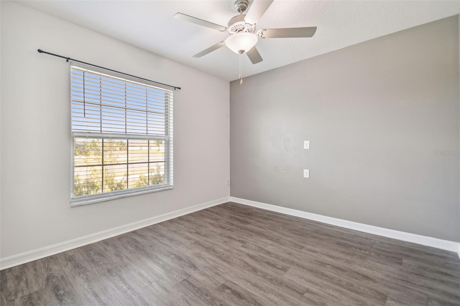 2950 LYTTON HALL DR, ZEPHYRHILLS, FL, 33540