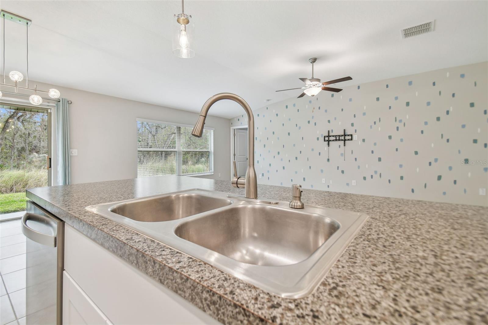 2950 LYTTON HALL DR, ZEPHYRHILLS, FL, 33540