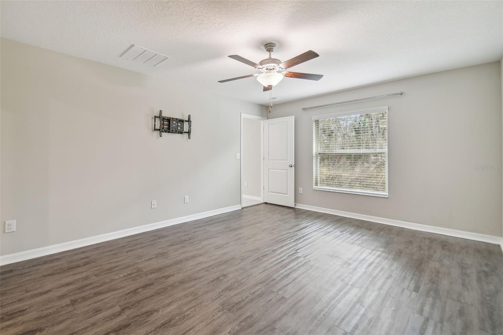 2950 LYTTON HALL DR, ZEPHYRHILLS, FL, 33540