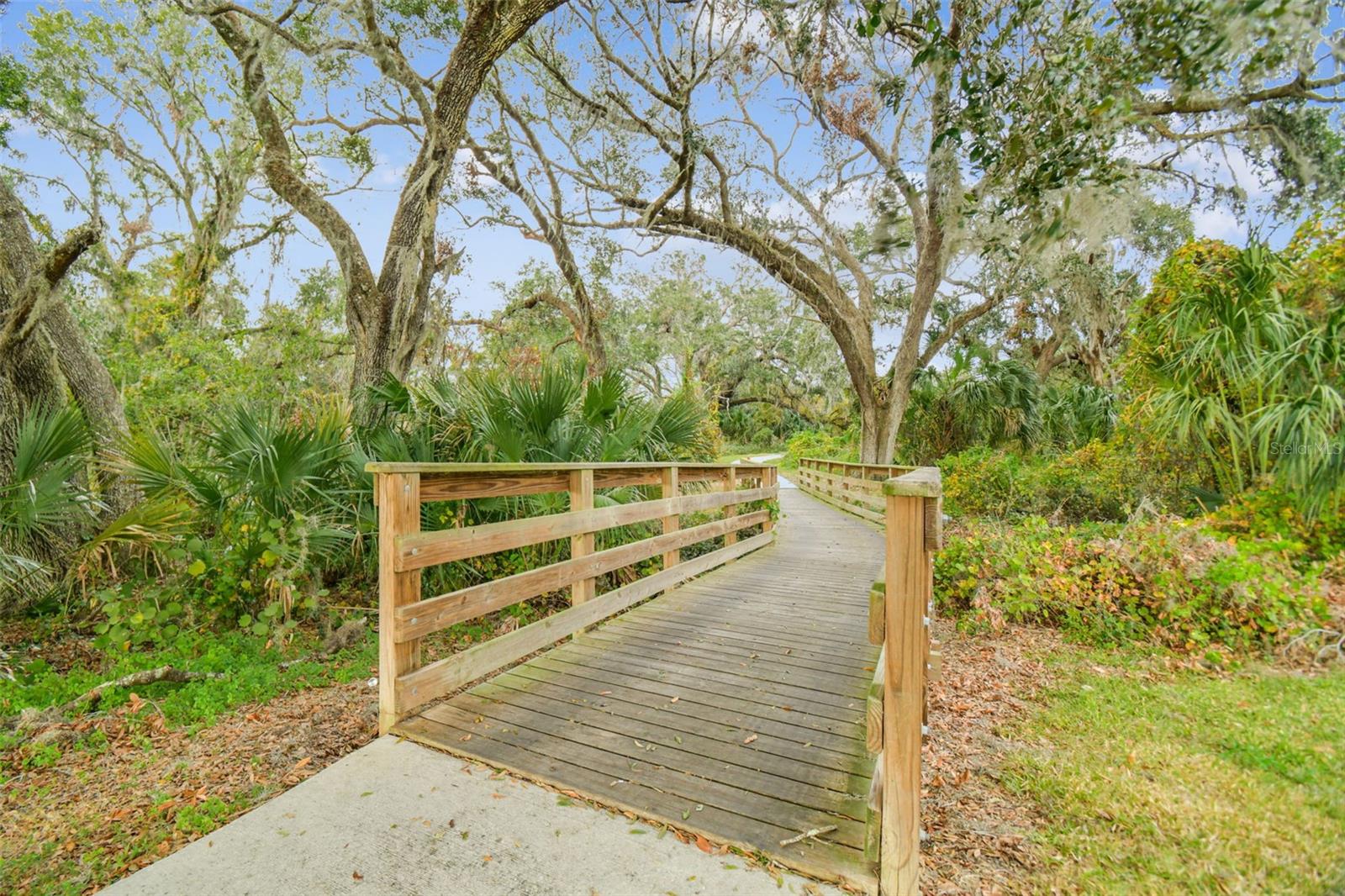 2950 LYTTON HALL DR, ZEPHYRHILLS, FL, 33540