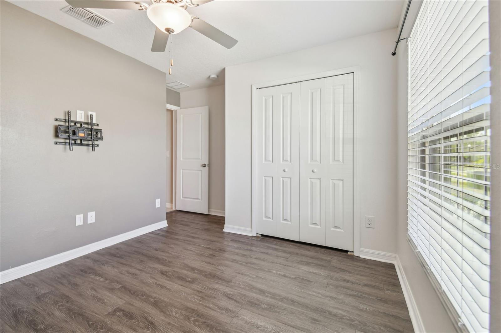 2950 LYTTON HALL DR, ZEPHYRHILLS, FL, 33540