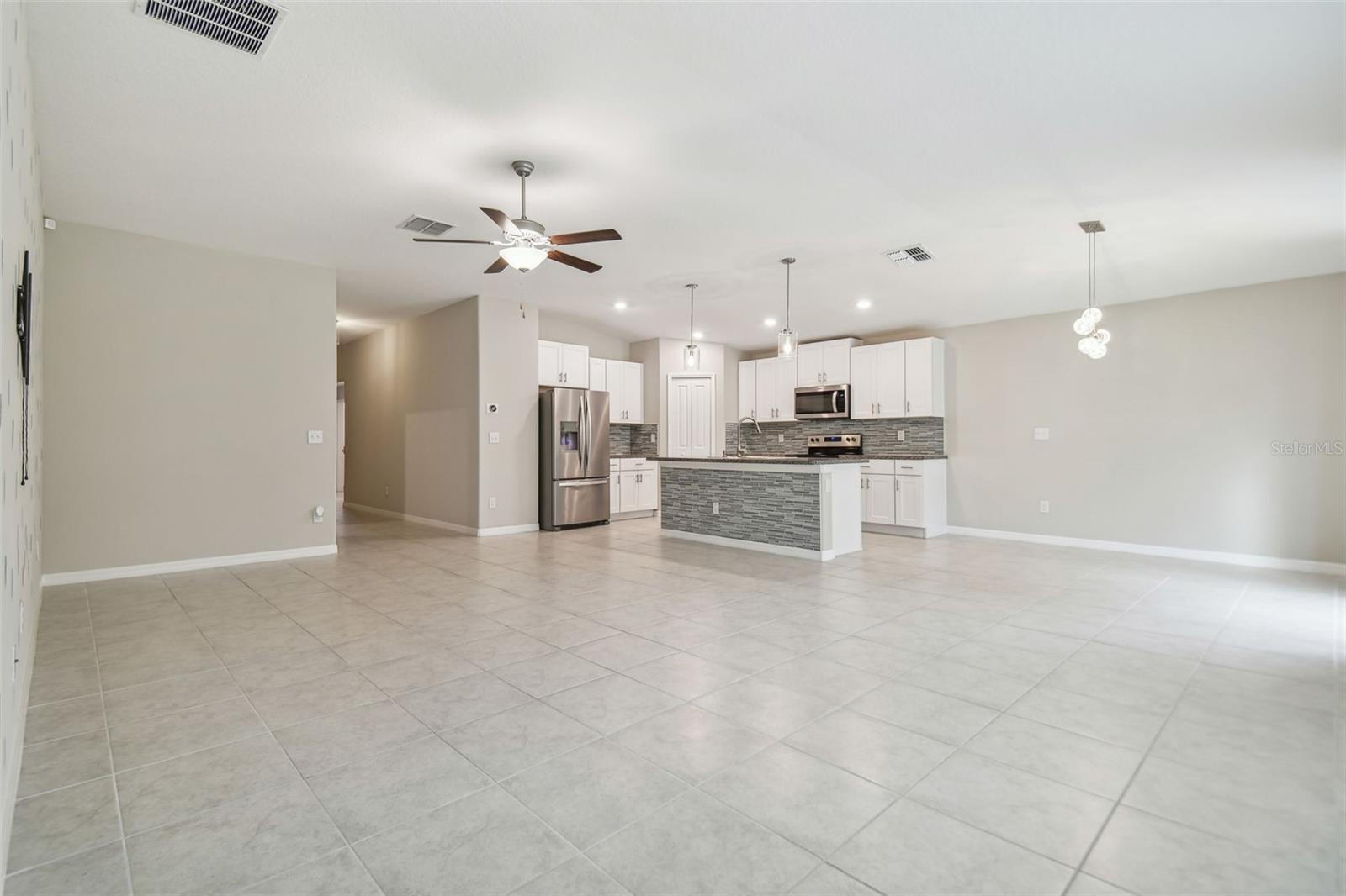 2950 LYTTON HALL DR, ZEPHYRHILLS, FL, 33540