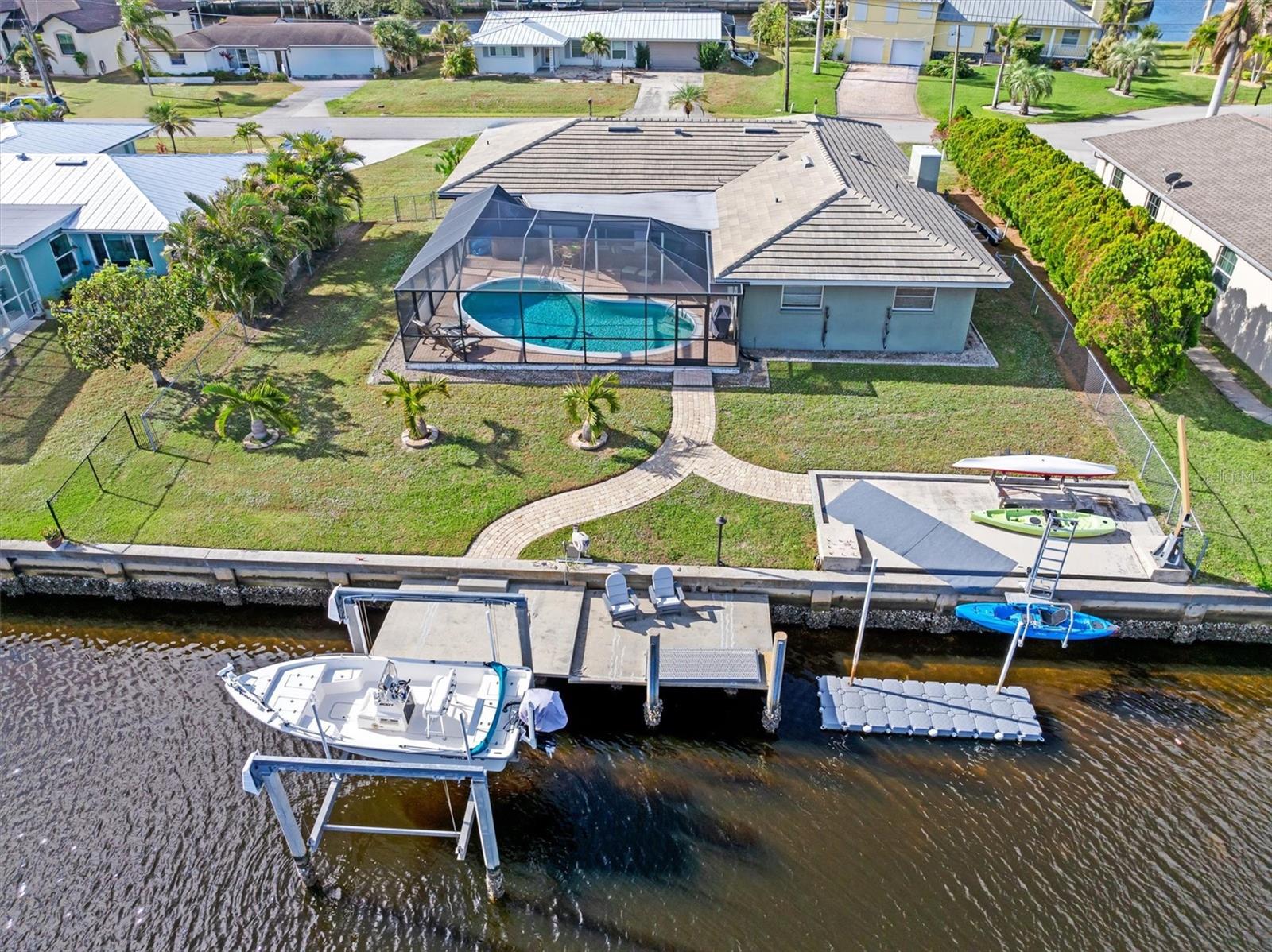 138 PECKHAM ST SW, PORT CHARLOTTE, FL, 33952