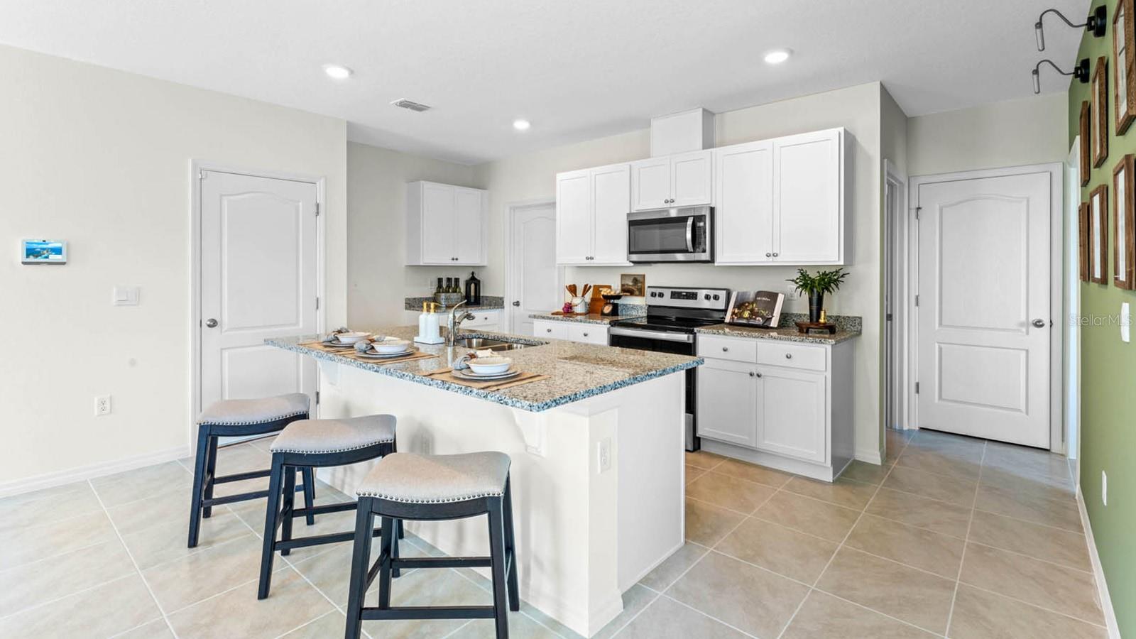 1528 ELLESMERE AVE, HAINES CITY, FL, 33844