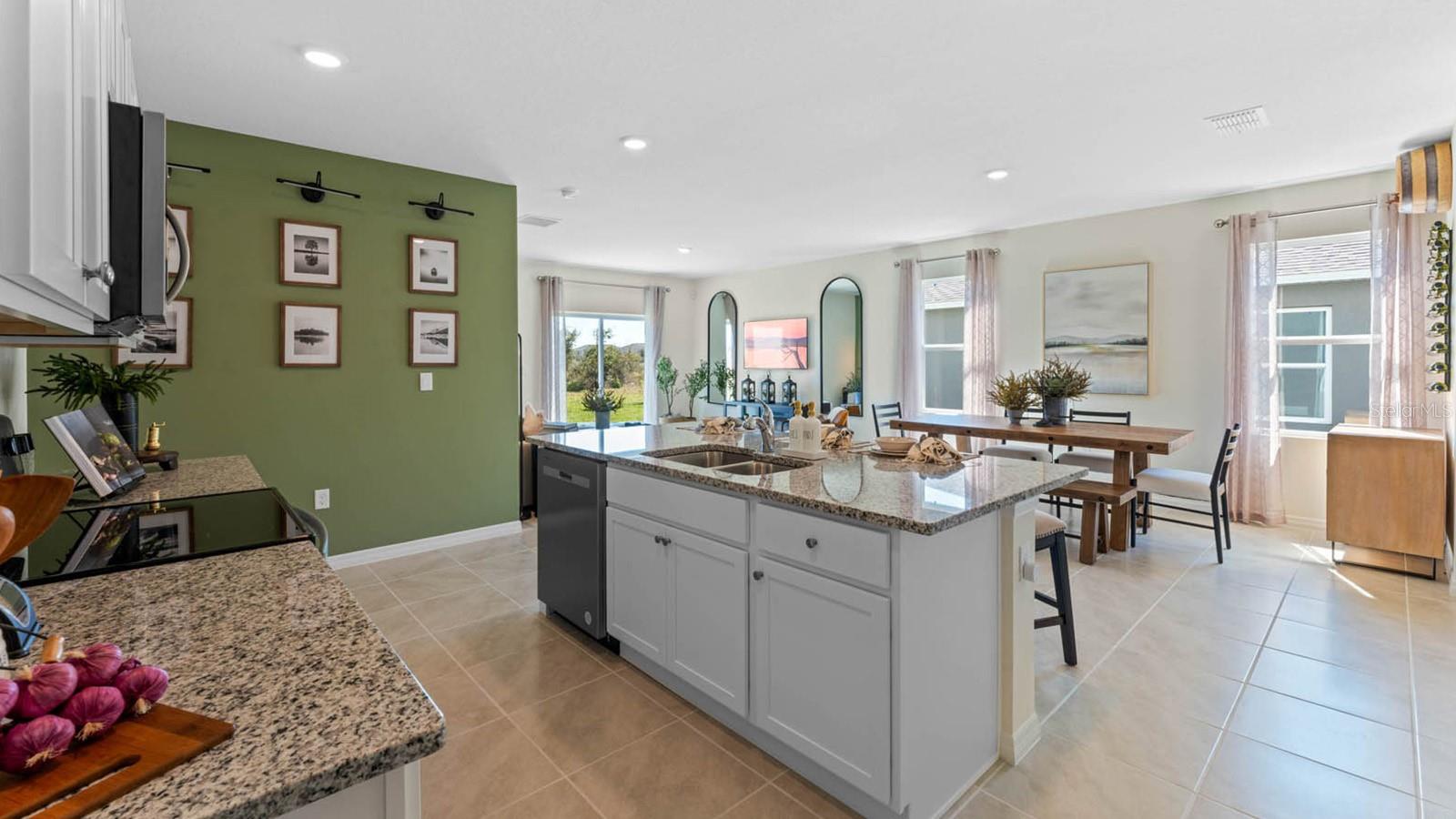 1528 ELLESMERE AVE, HAINES CITY, FL, 33844