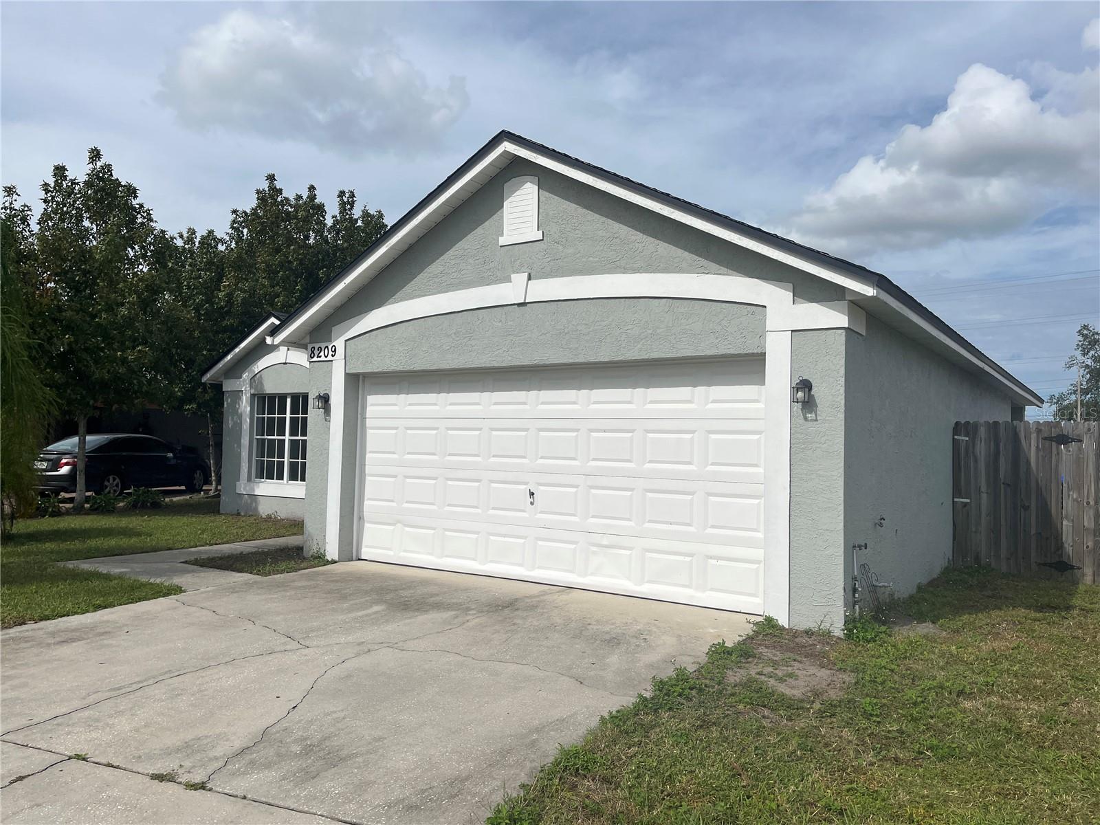 8209 SPRING BREEZE CT, ORLANDO, FL, 32829