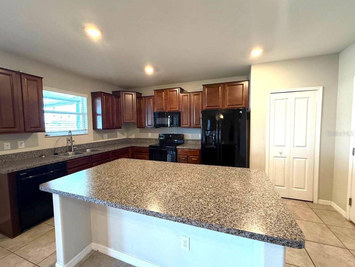 12641 FLATWOOD CREEK DR, GIBSONTON, FL, 33534