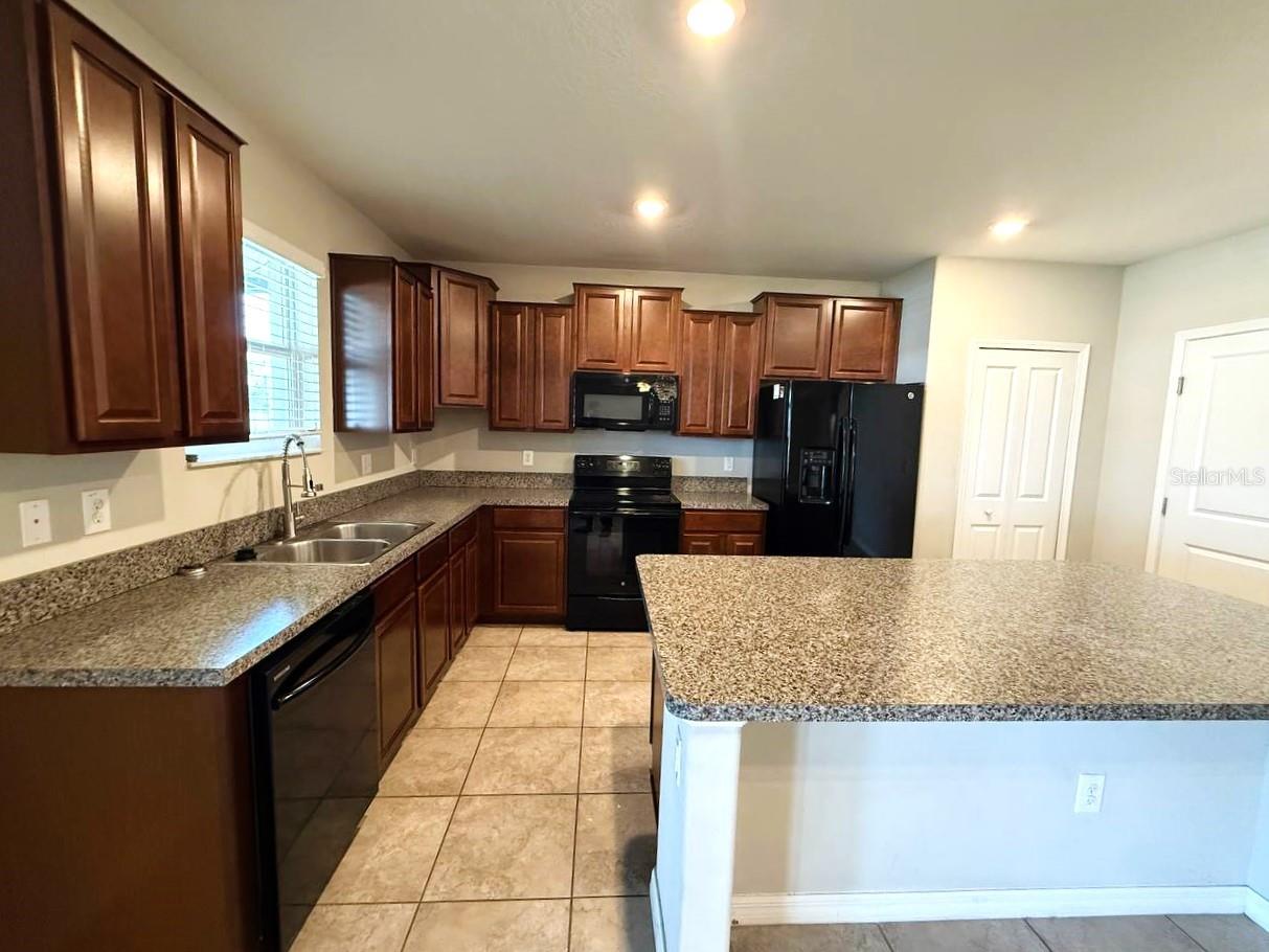 12641 FLATWOOD CREEK DR, GIBSONTON, FL, 33534
