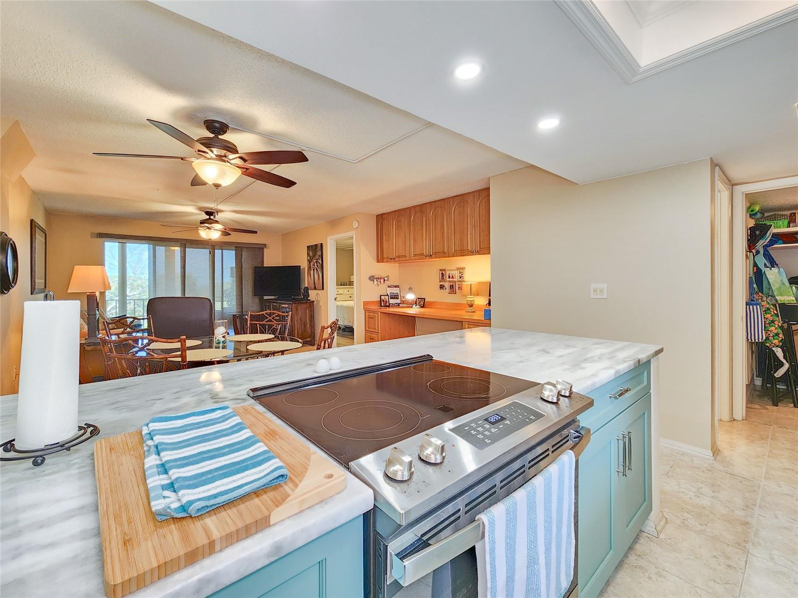 407 TARPON PT #407, TARPON SPRINGS, FL, 34689