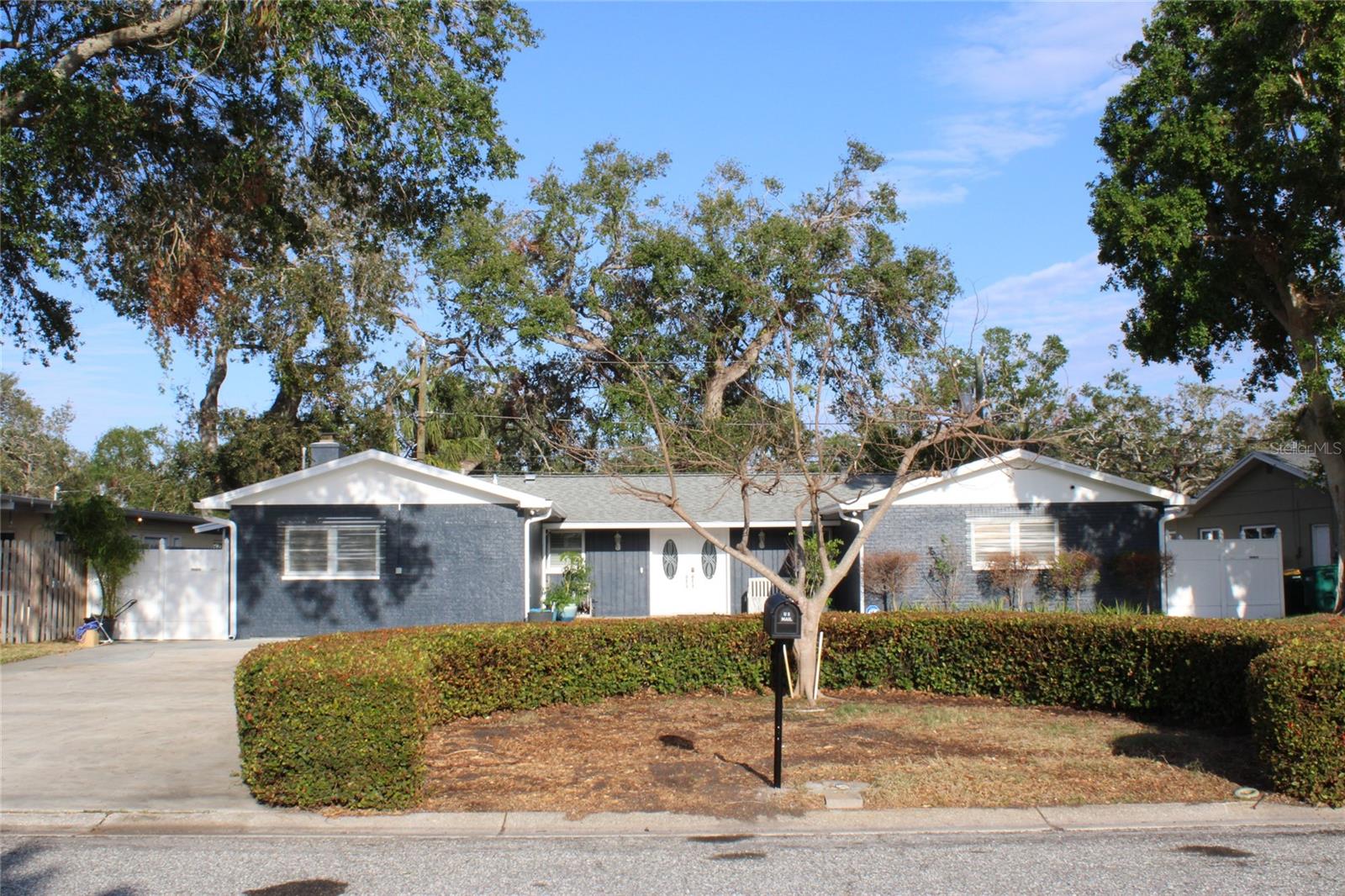 5775 BAYSHORE DR, SEMINOLE, FL, 33772