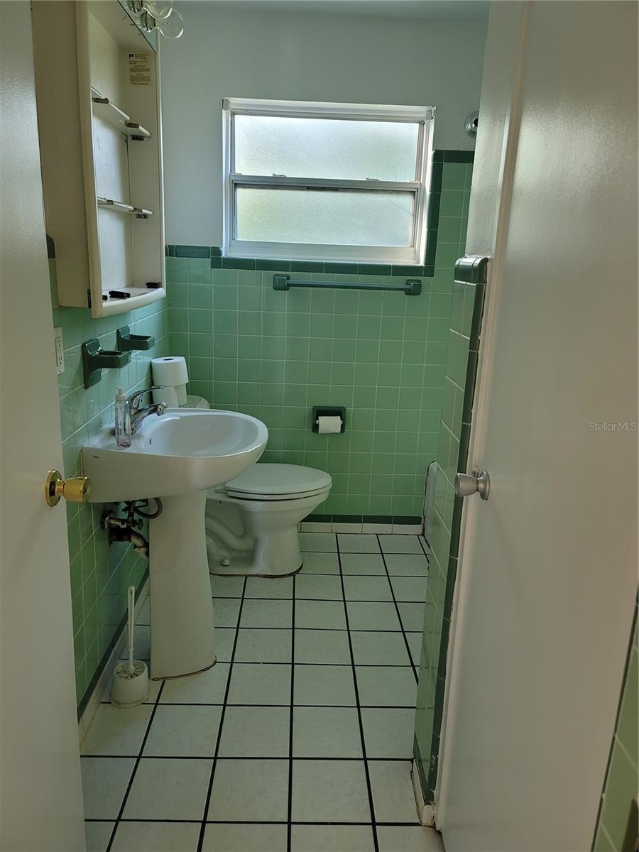 2310 ELIZABETH AVE, ORLANDO, FL, 32804