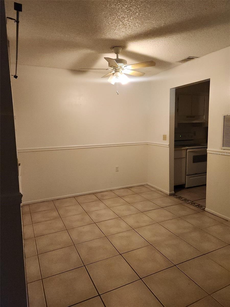 6108 CURRY FORD RD #214, ORLANDO, FL, 32822