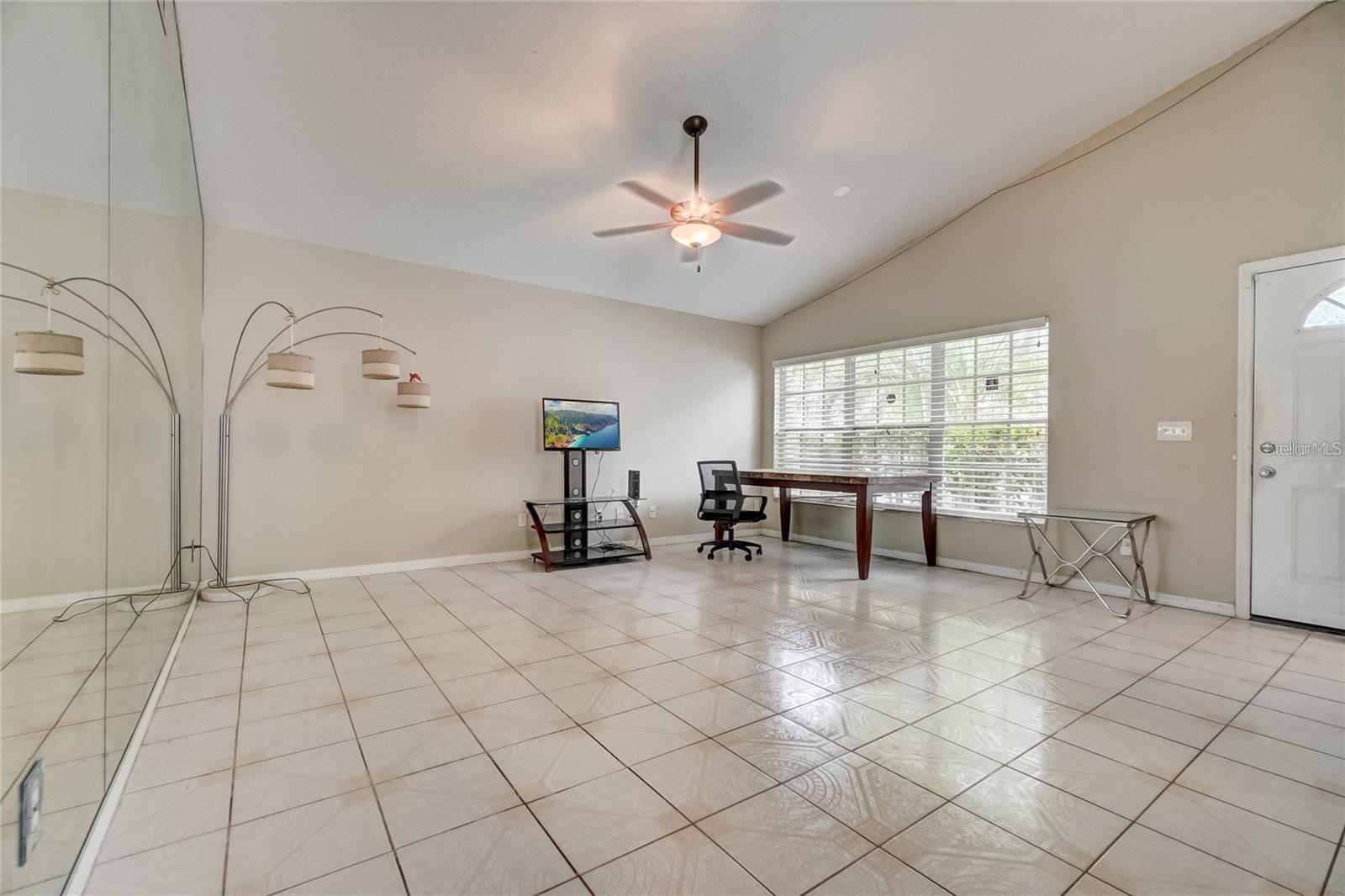 637 GRANDIFLORA DR, ORLANDO, FL, 32811