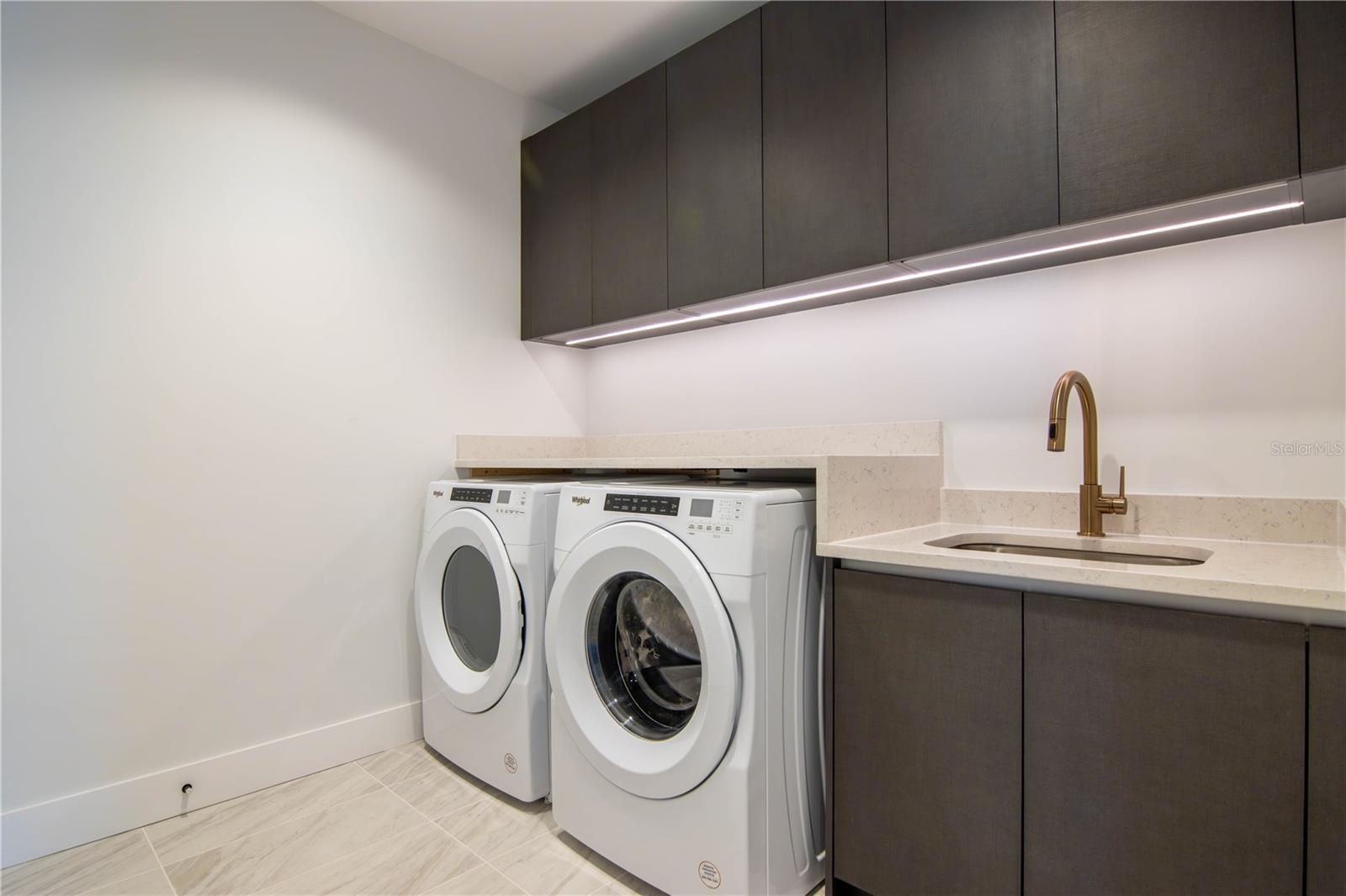 777 3RD AVE N #1503, ST PETERSBURG, FL, 33701