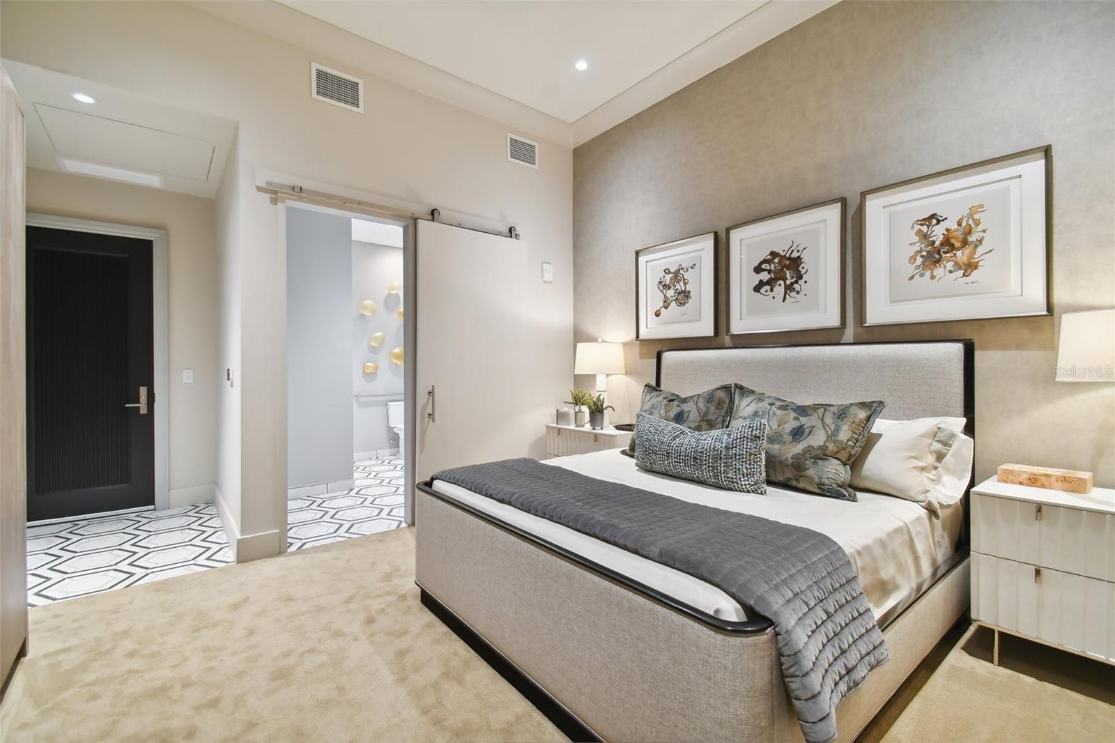 2910 W BARCELONA ST #1901, TAMPA, FL, 33629