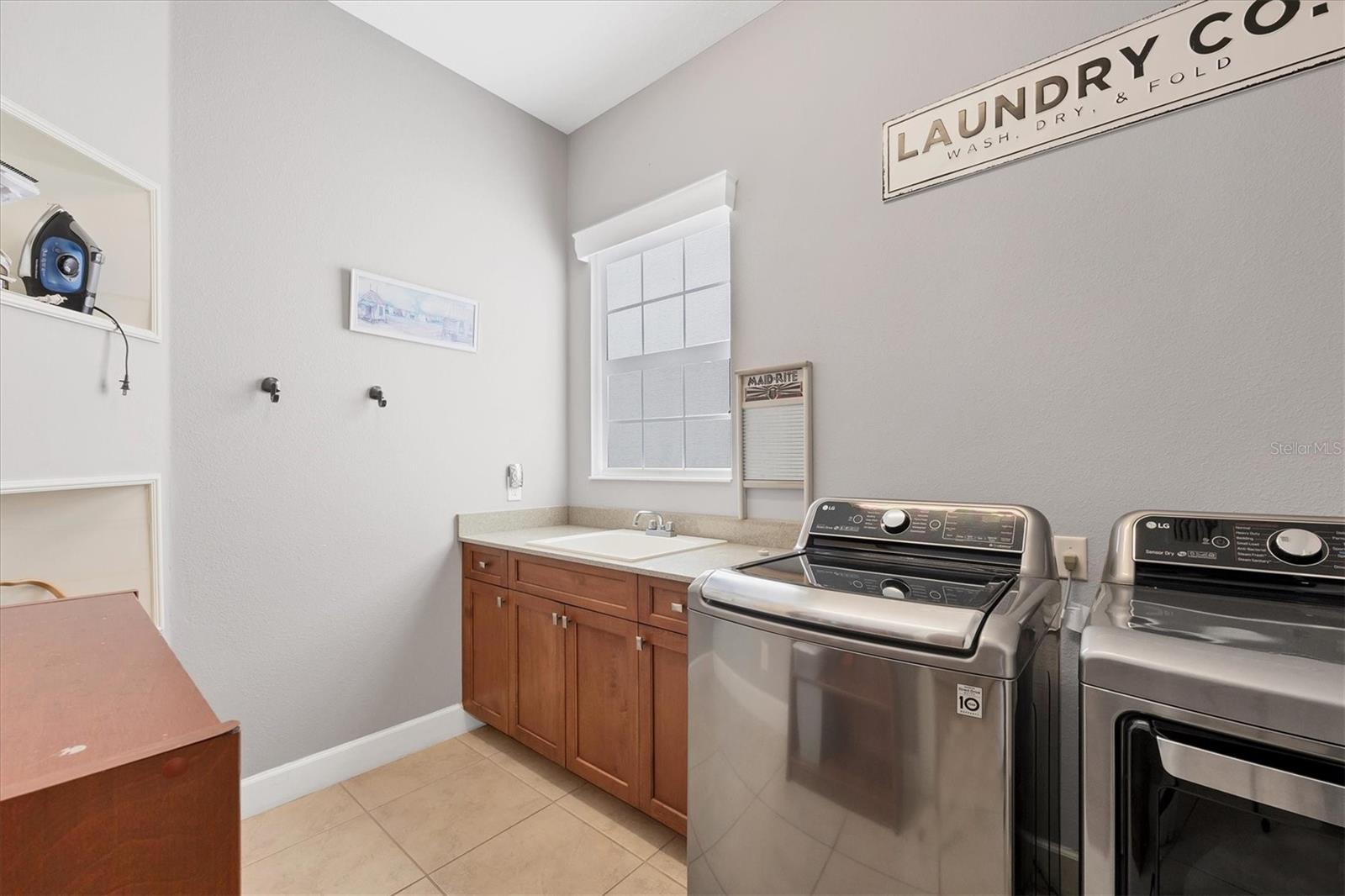 504 MAST DR, BRADENTON, FL, 34208