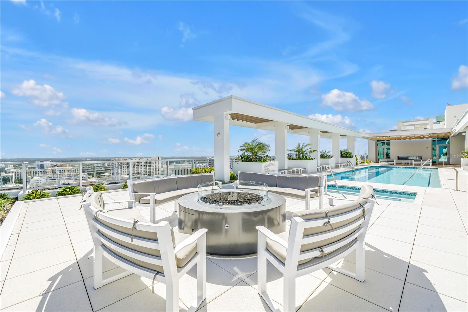 777 3RD AVE N #1605, ST PETERSBURG, FL, 33701