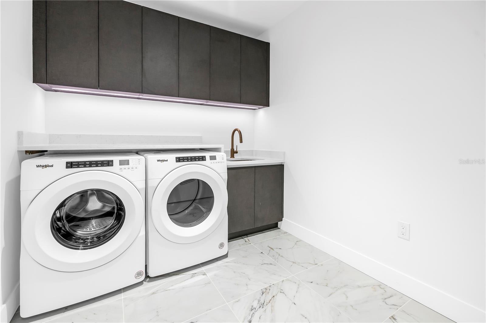 777 3RD AVE N #1605, ST PETERSBURG, FL, 33701