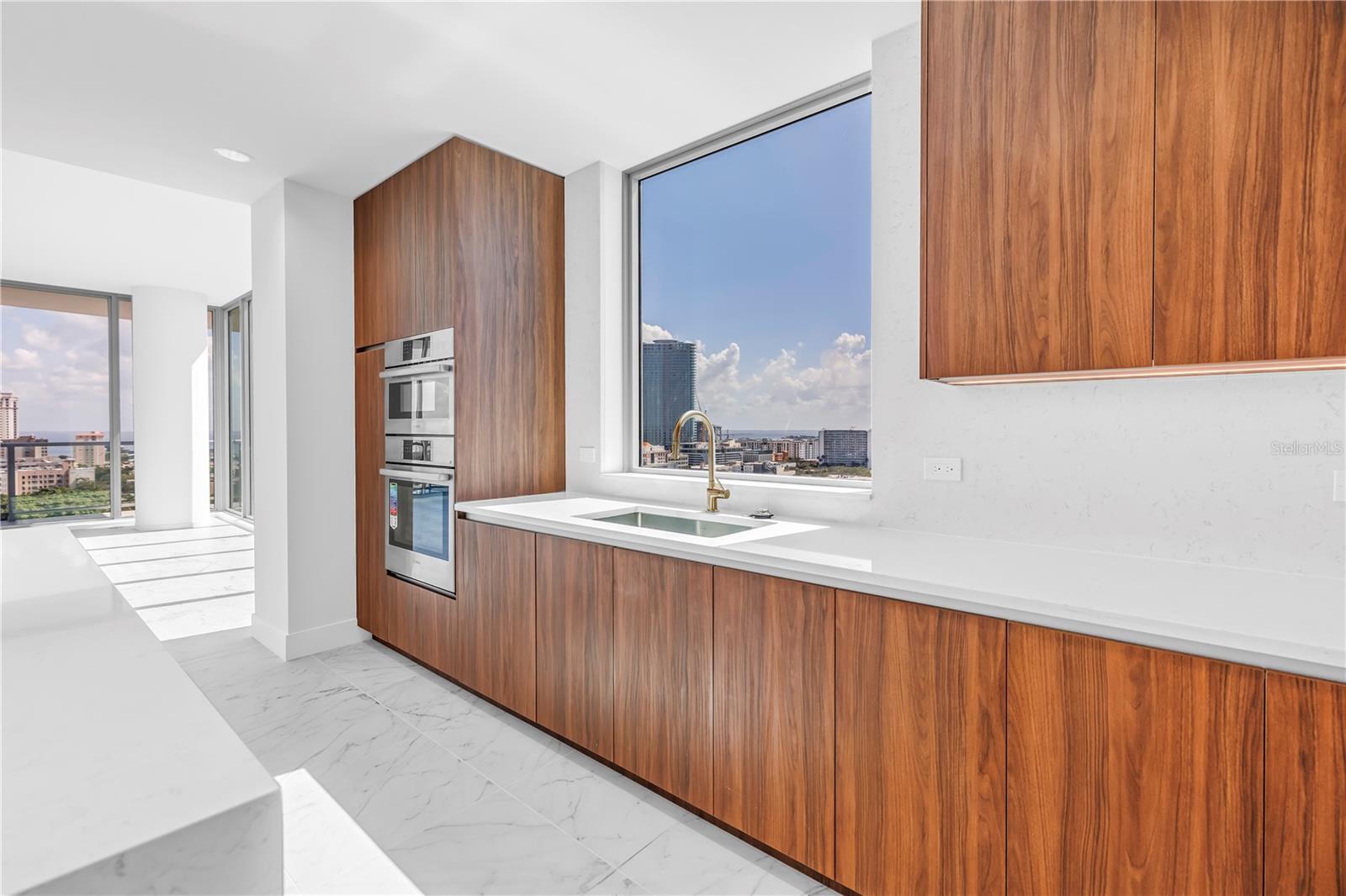 777 3RD AVE N #1605, ST PETERSBURG, FL, 33701
