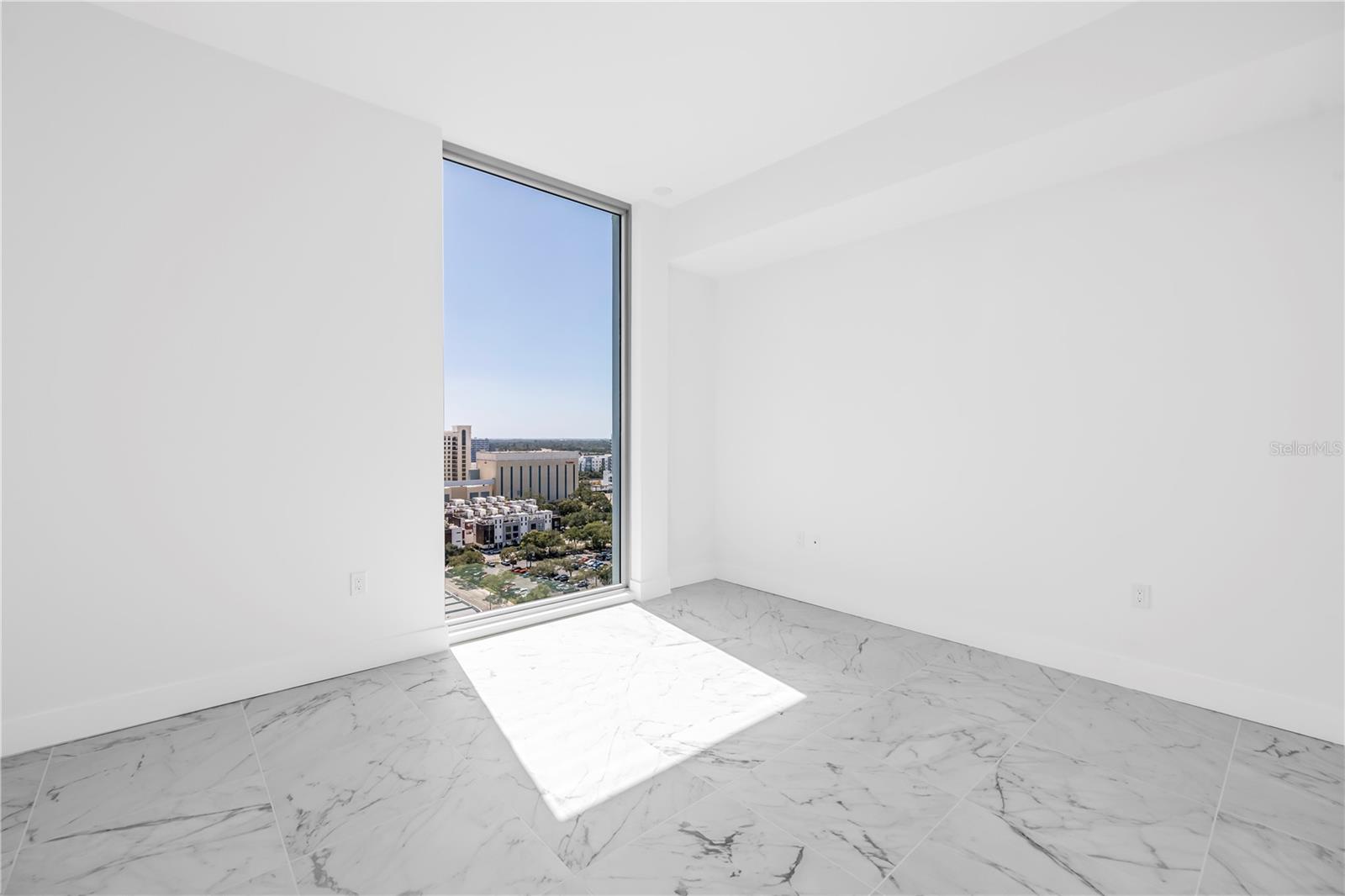 777 3RD AVE N #1605, ST PETERSBURG, FL, 33701