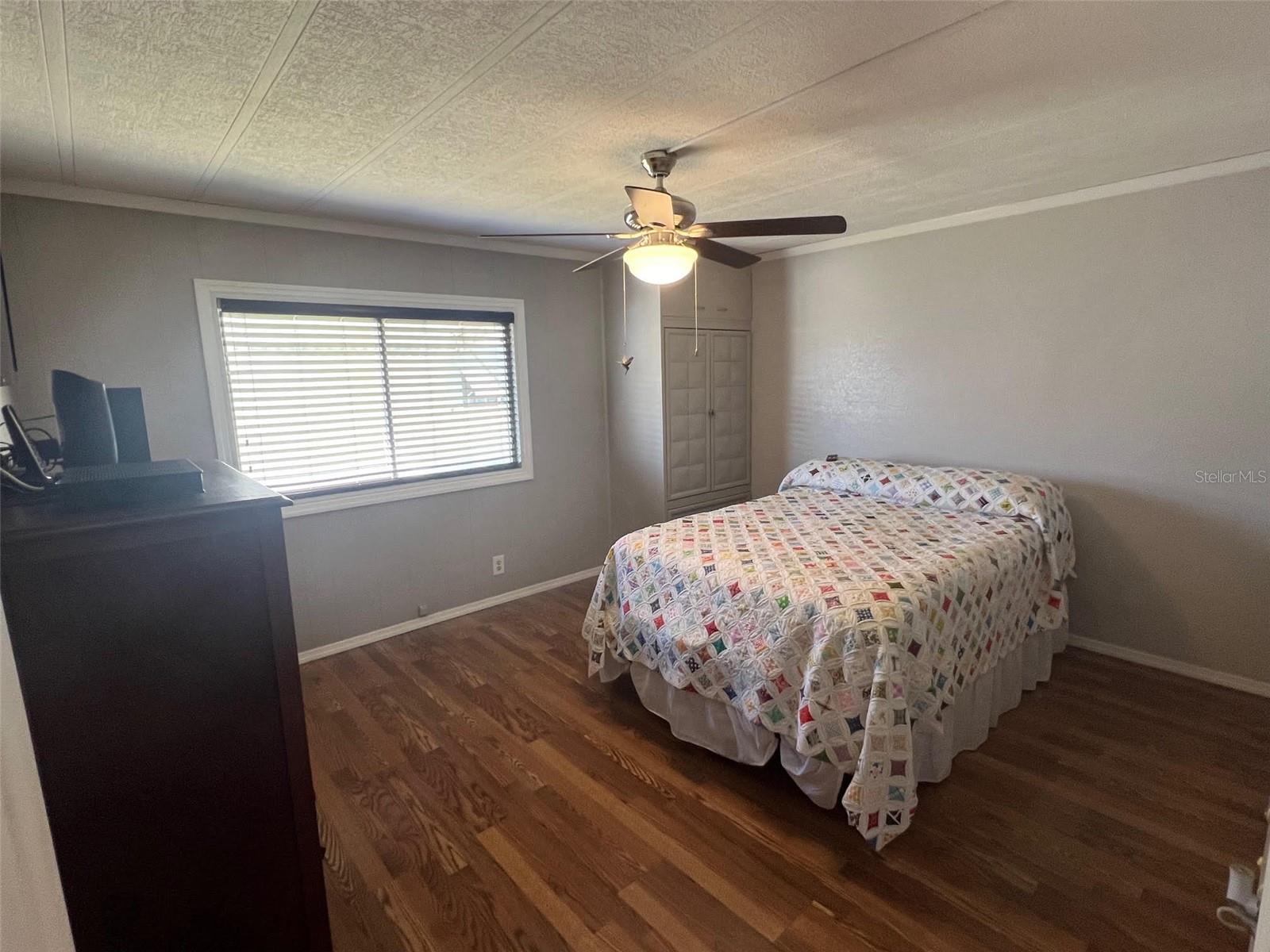 63 ROYAL PALM CIR, LARGO, FL, 33778