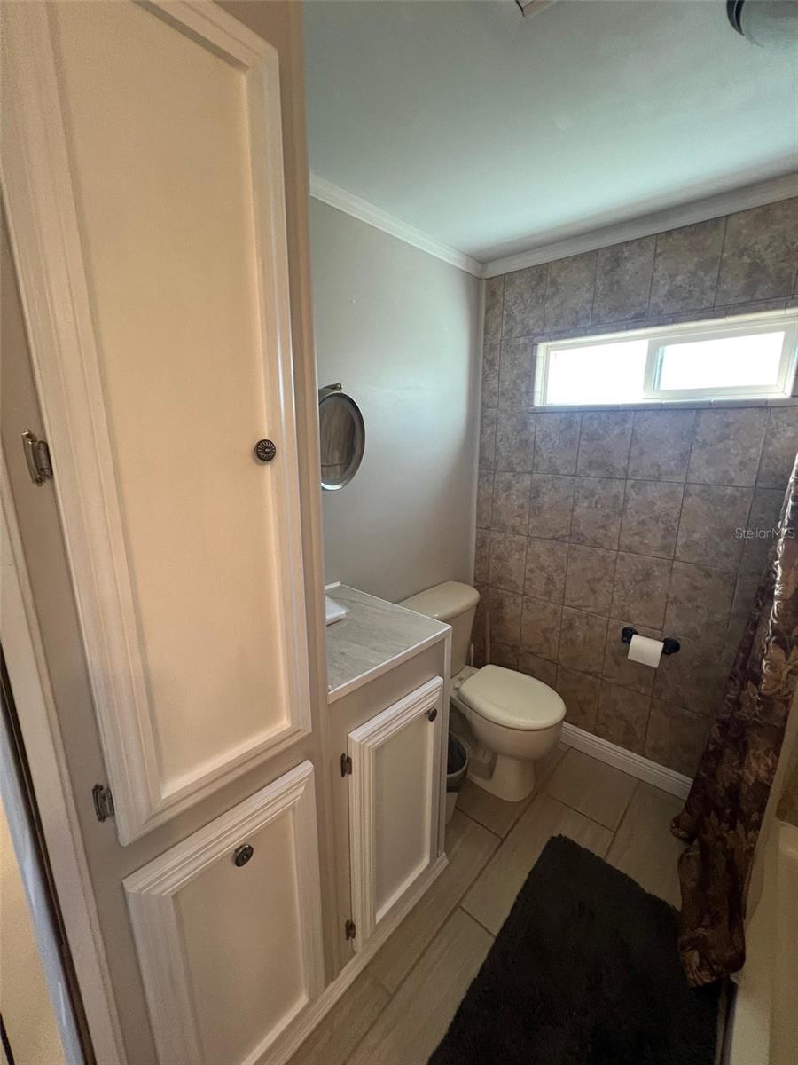 63 ROYAL PALM CIR, LARGO, FL, 33778