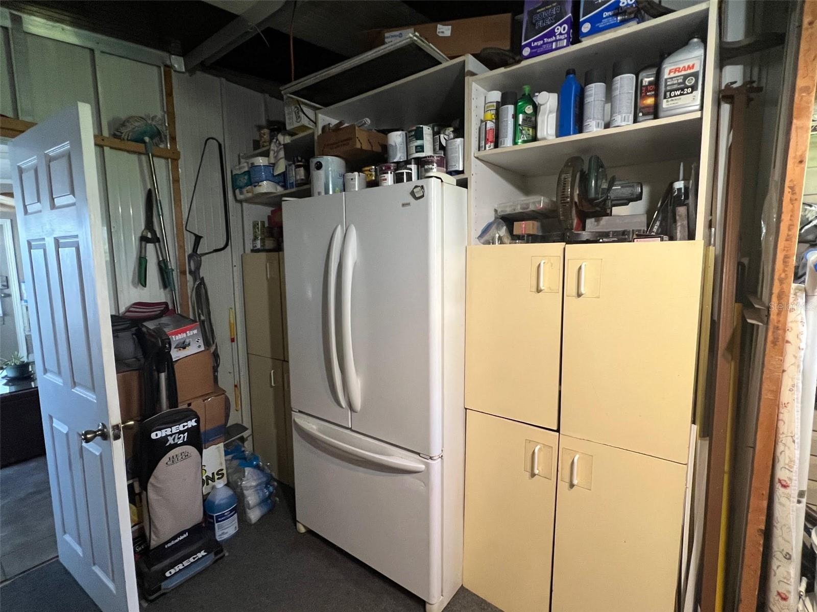 63 ROYAL PALM CIR, LARGO, FL, 33778