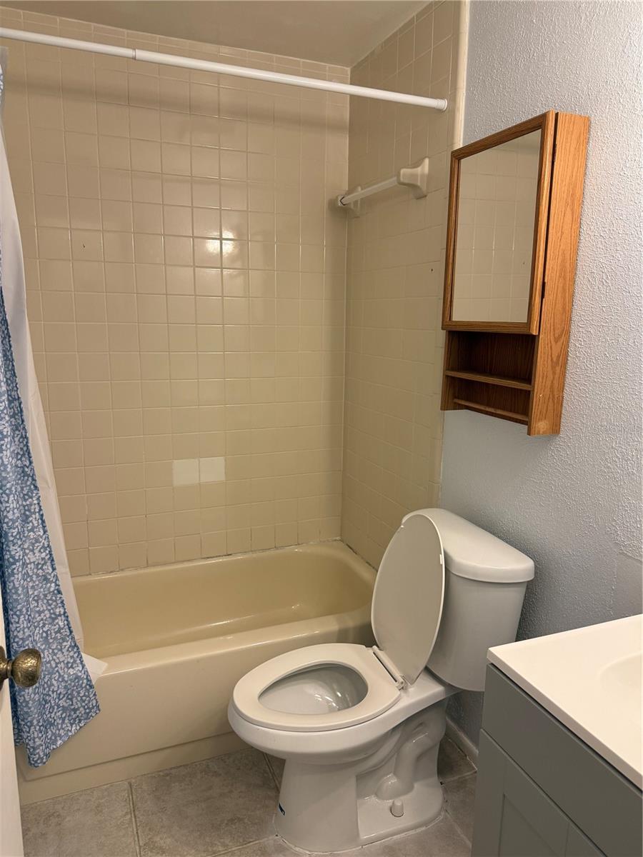 14311 HANGING MOSS CIR #101, TAMPA, FL, 33613