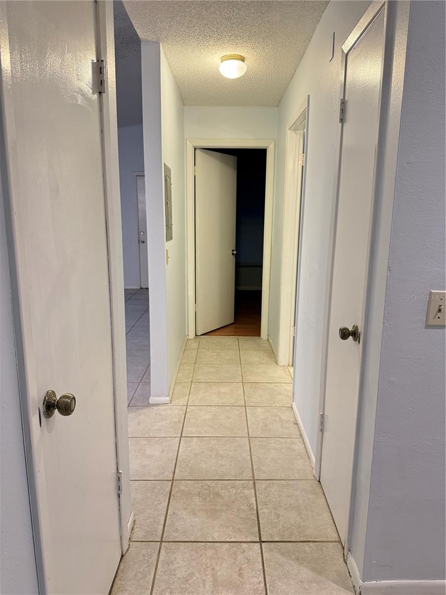 14311 HANGING MOSS CIR #101, TAMPA, FL, 33613