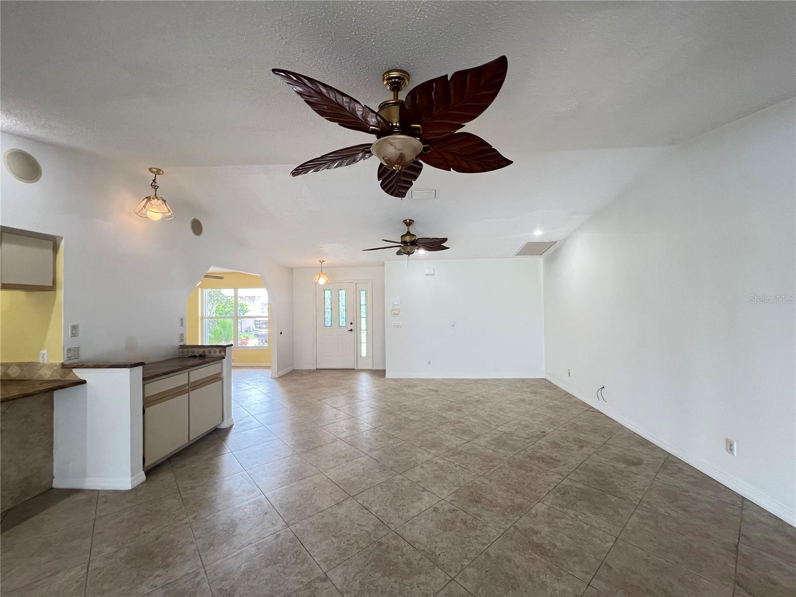 1438 RAZORBILL LN, PUNTA GORDA, FL, 33983