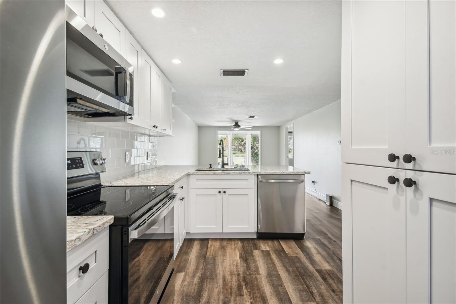 3323 TROPHY BLVD #2, NEW PORT RICHEY, FL, 34655