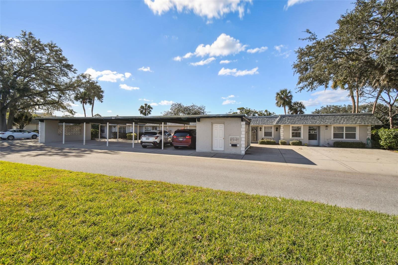 3323 TROPHY BLVD #2, NEW PORT RICHEY, FL, 34655