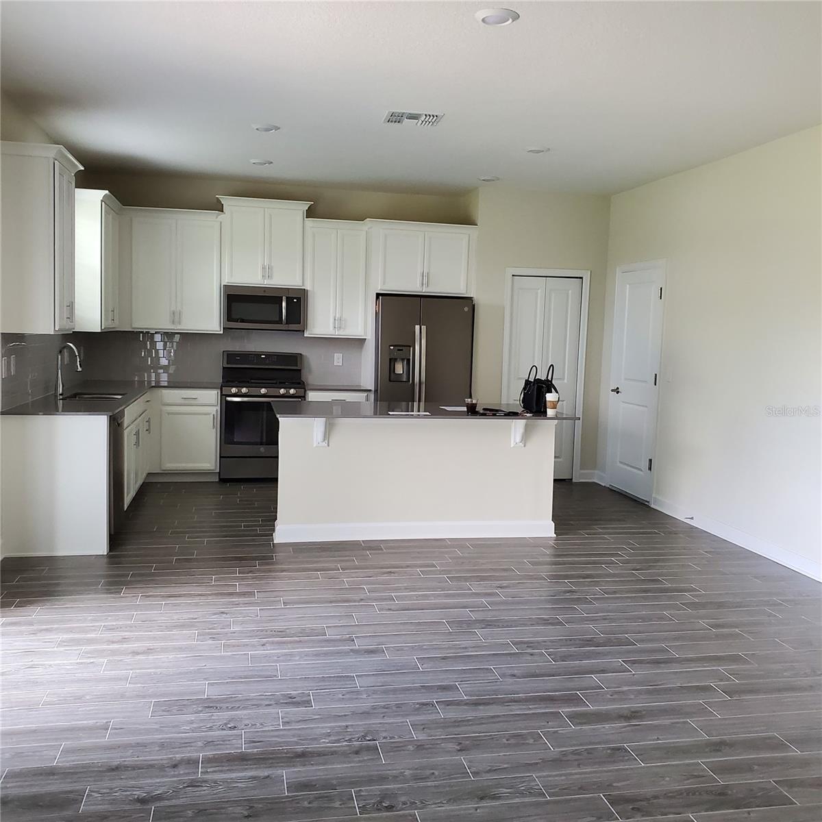 1511 OAK MARSH LOOP, DAVENPORT, FL, 33837