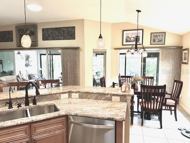 2850 APACHE CT, THE VILLAGES, FL, 32163