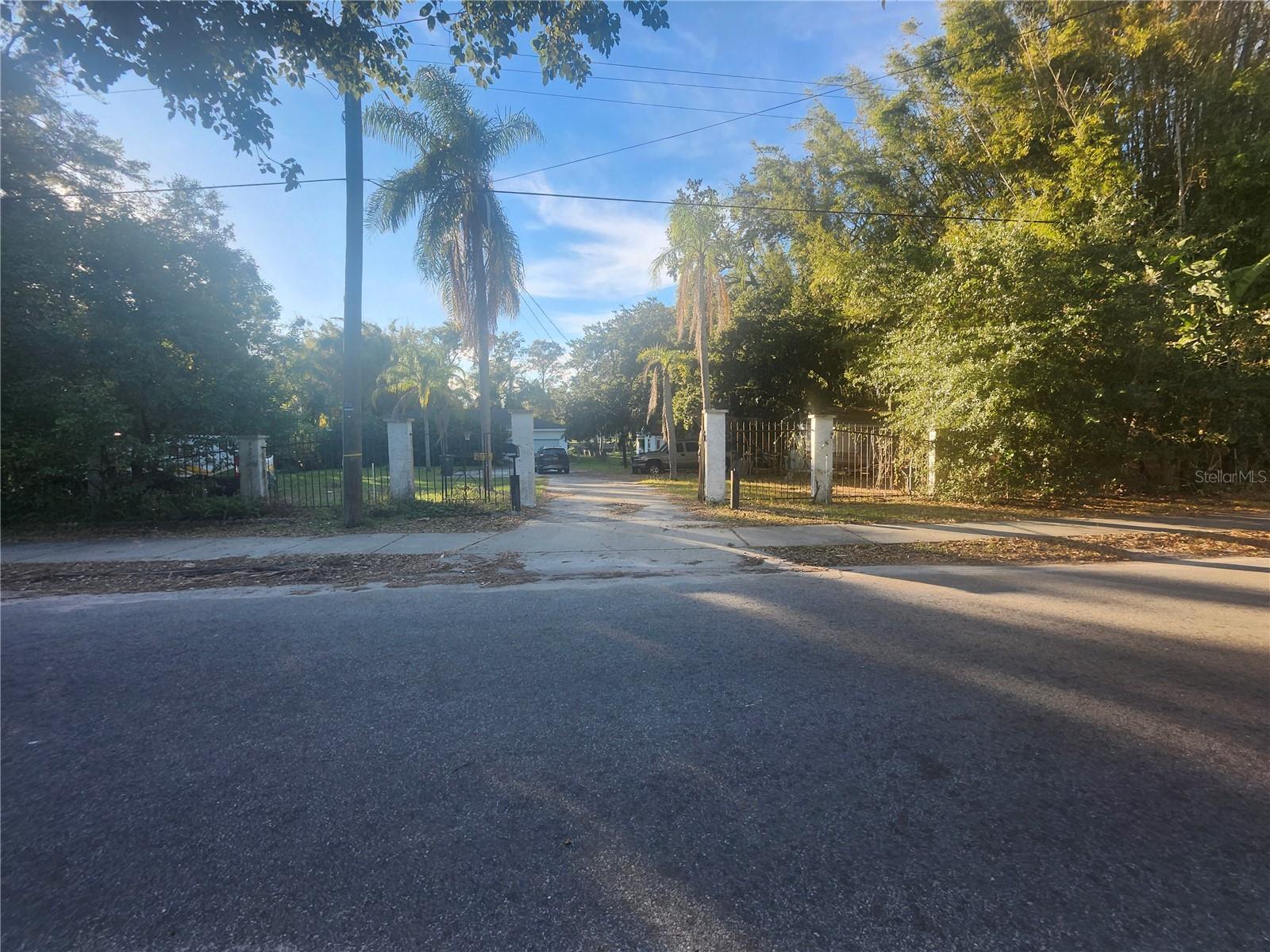 7222 N OLA AVE, TAMPA, FL, 33604