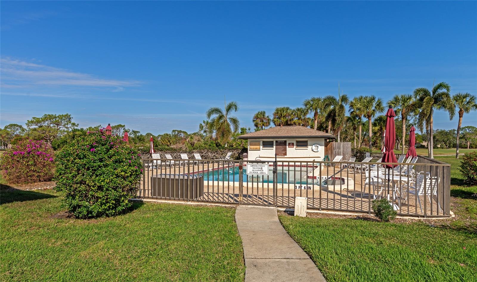 4526 LONGWATER #34, SARASOTA, FL, 34235