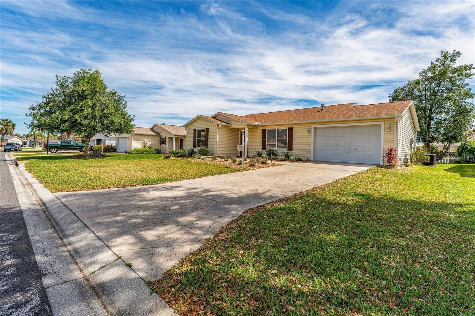 1233 CARVELLO DR, THE VILLAGES, FL, 32162
