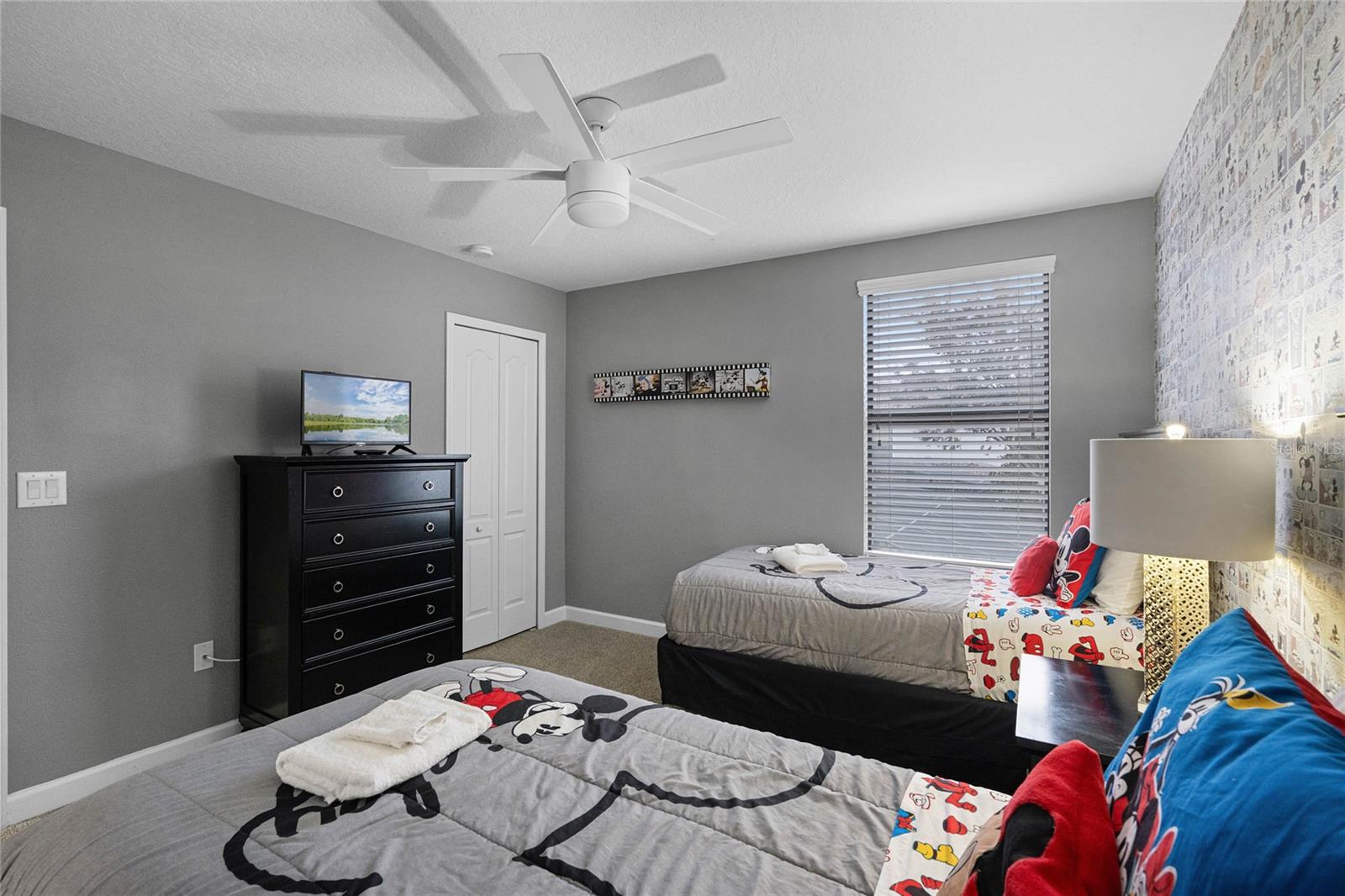 1429 MOON VALLEY DR, CHAMPIONS GATE, FL, 33896
