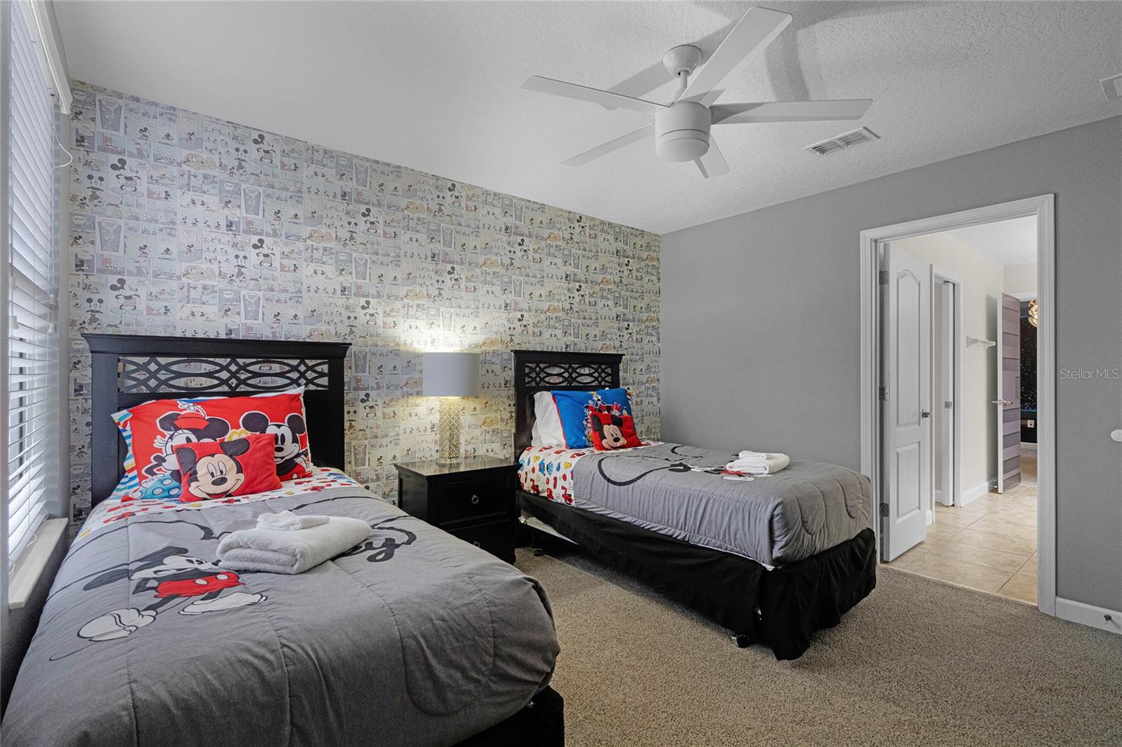 1429 MOON VALLEY DR, CHAMPIONS GATE, FL, 33896