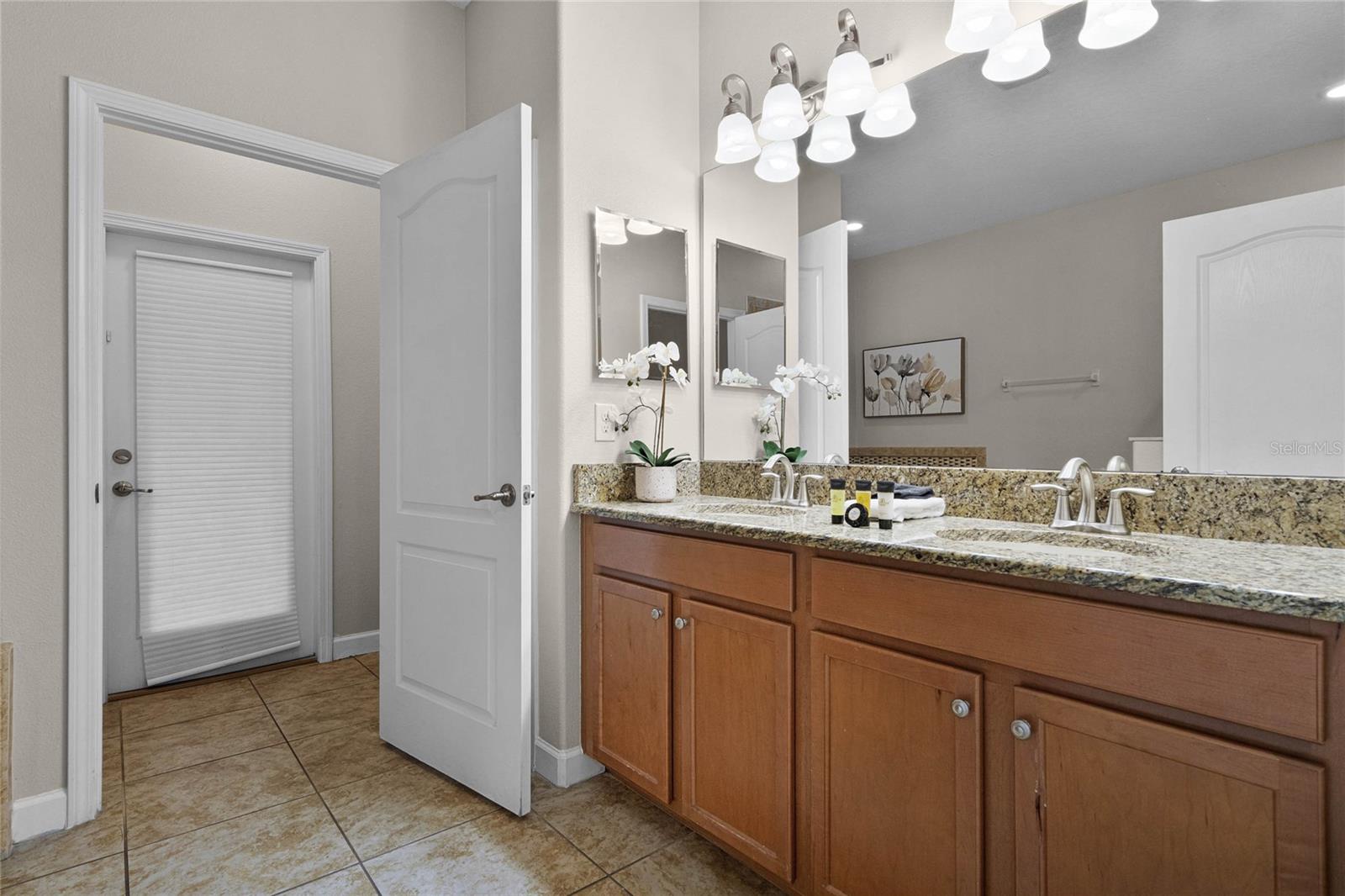 1429 MOON VALLEY DR, CHAMPIONS GATE, FL, 33896