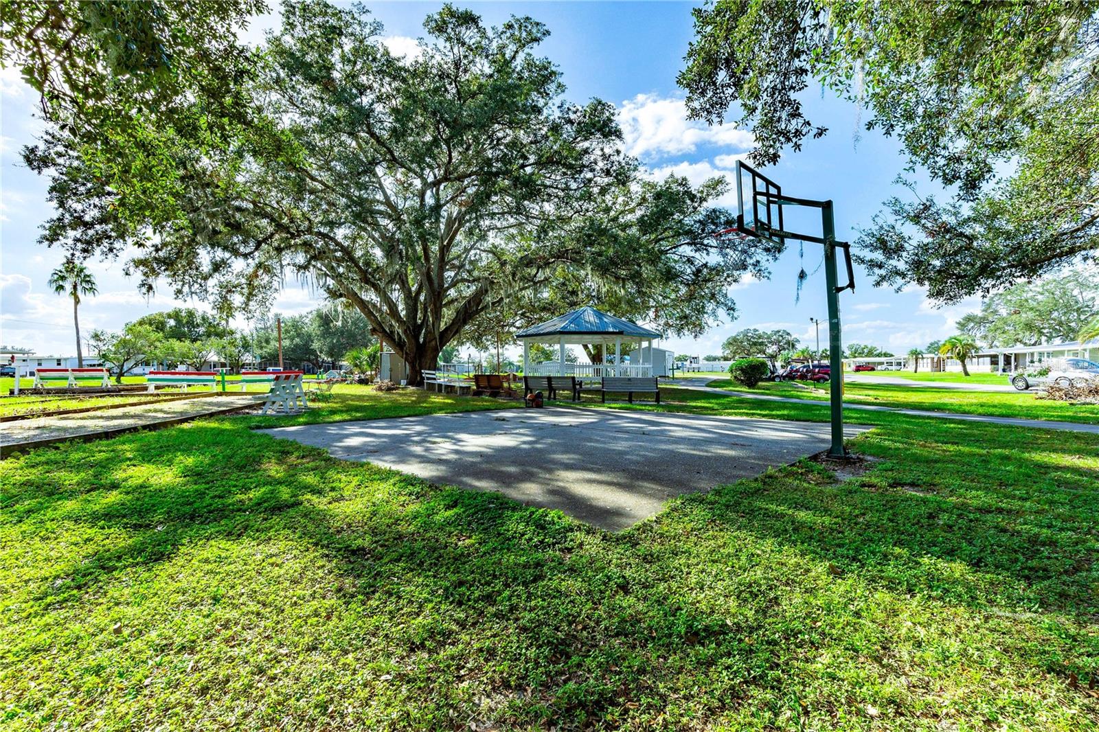 5212 BETMAR DR, ZEPHYRHILLS, FL, 33542