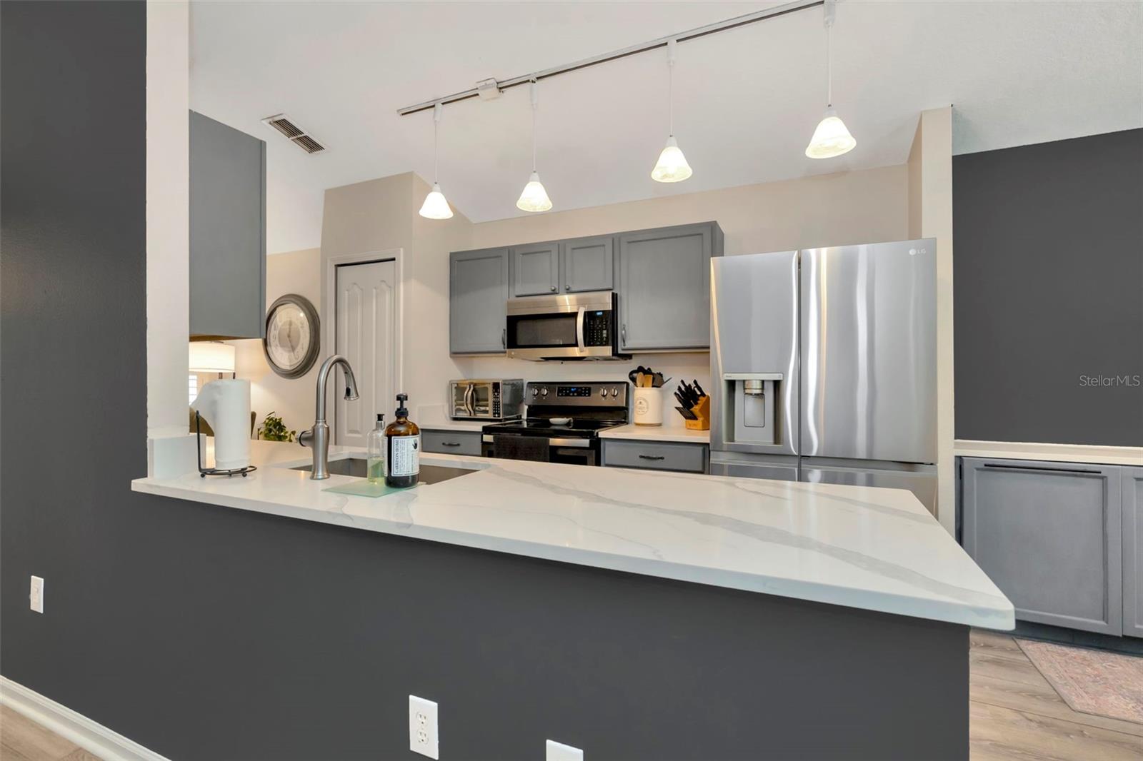 5021 GATO DEL SOL CIR, WESLEY CHAPEL, FL, 33544