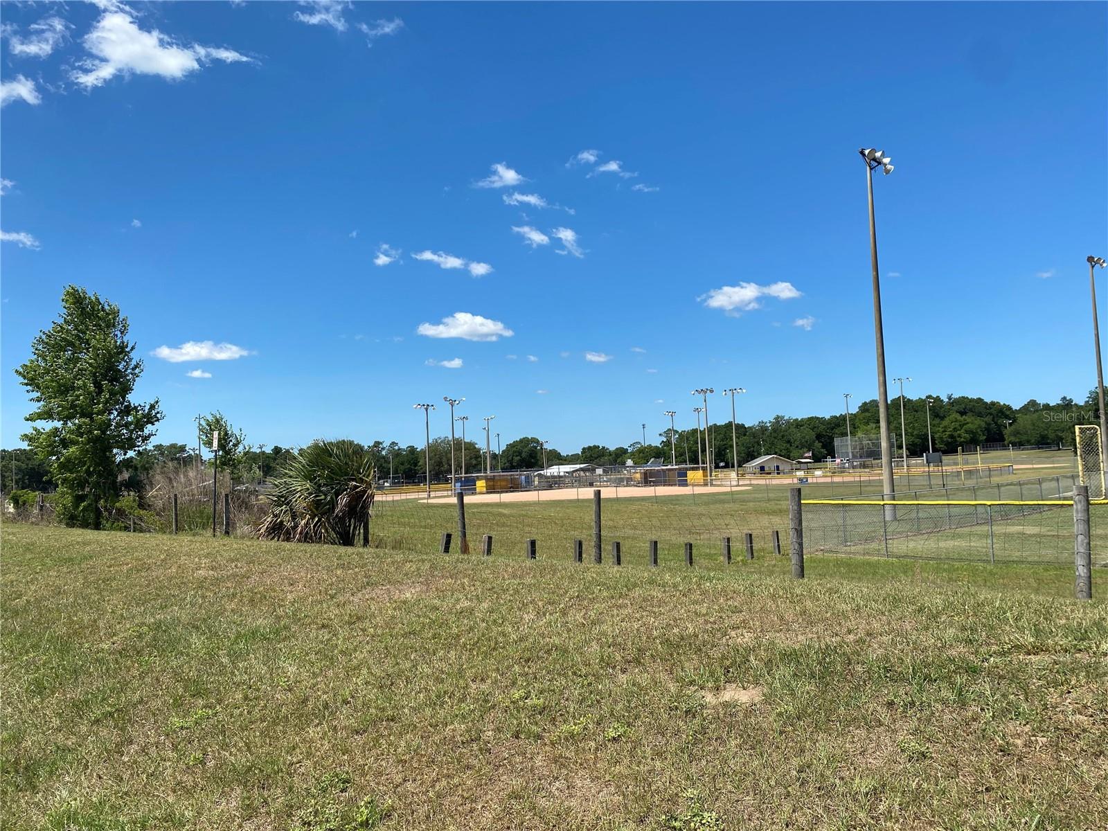 6821 SE 103RD PL, BELLEVIEW, FL, 34420