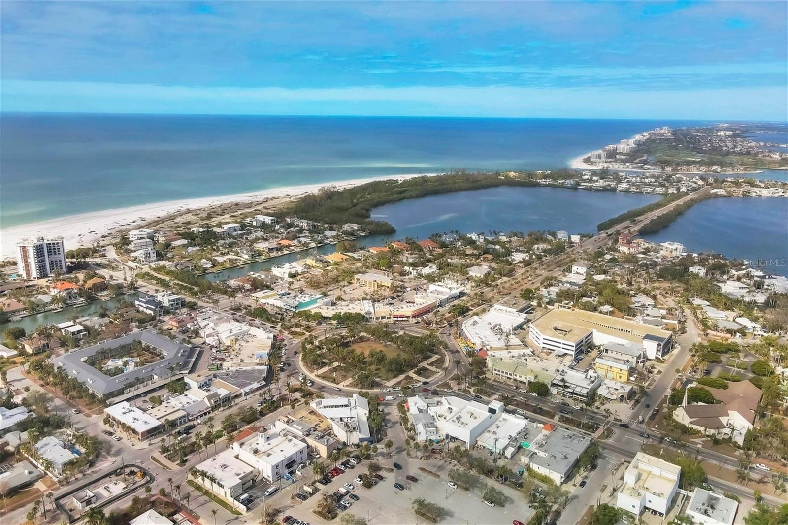 500 S WASHINGTON DR #25B, SARASOTA, FL, 34236