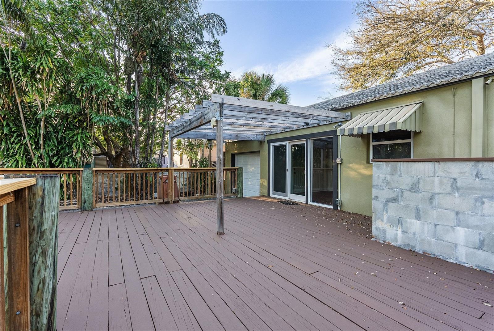 1746 23RD AVE N, ST PETERSBURG, FL, 33713