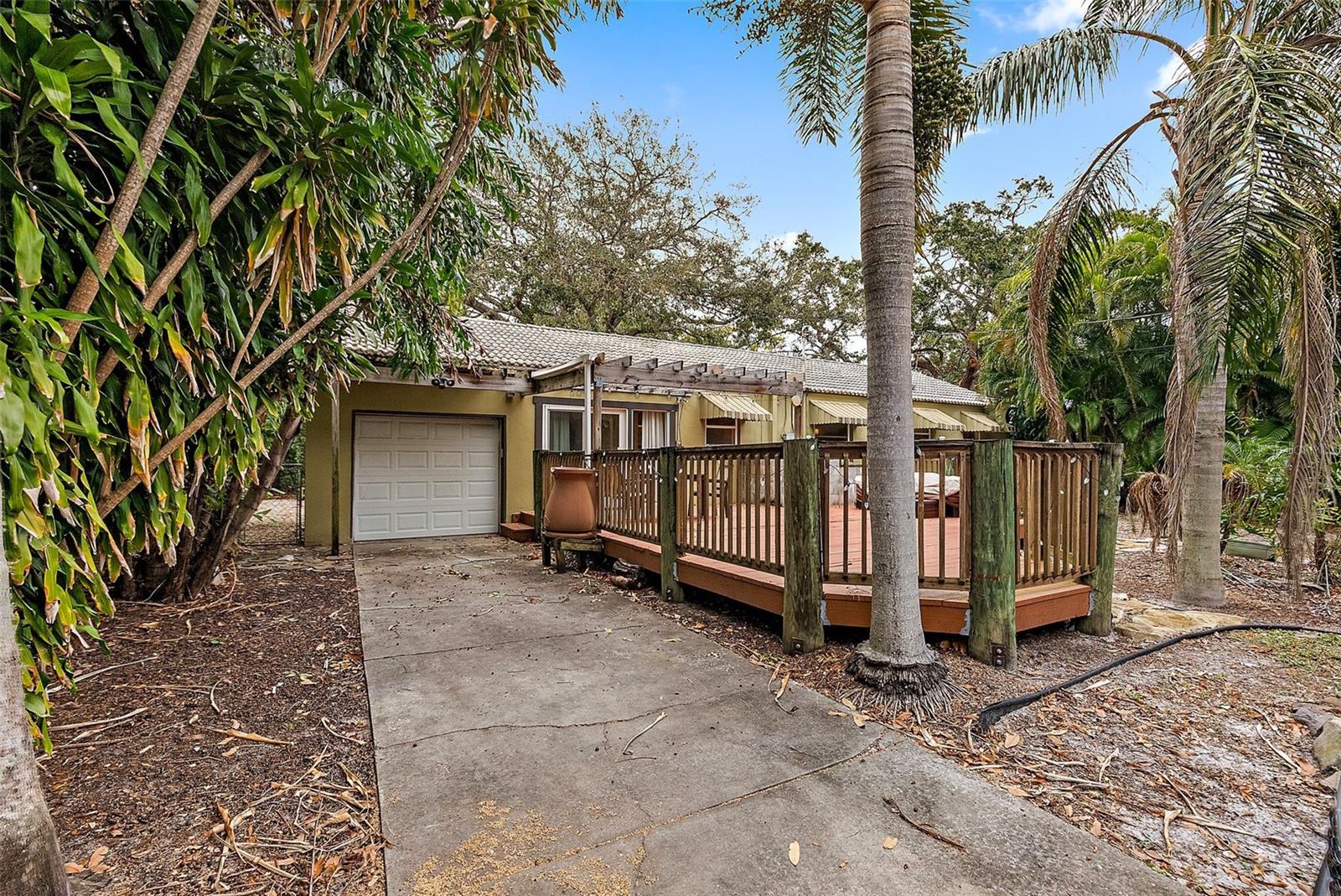 1746 23RD AVE N, ST PETERSBURG, FL, 33713