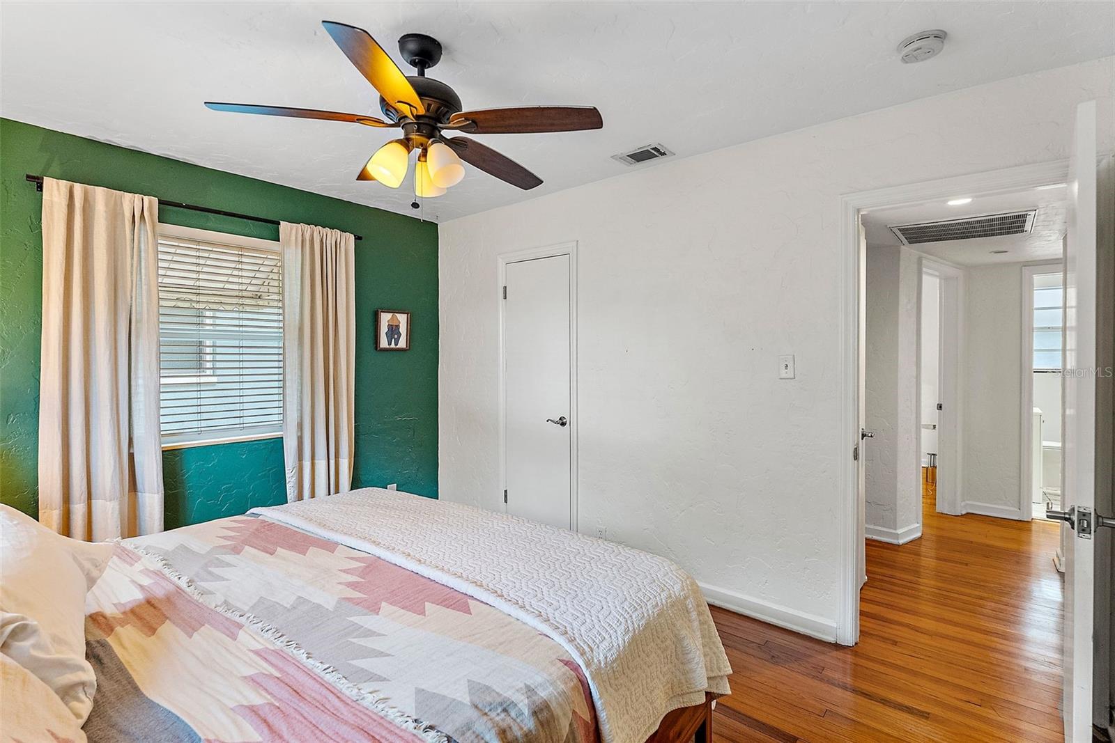 1746 23RD AVE N, ST PETERSBURG, FL, 33713