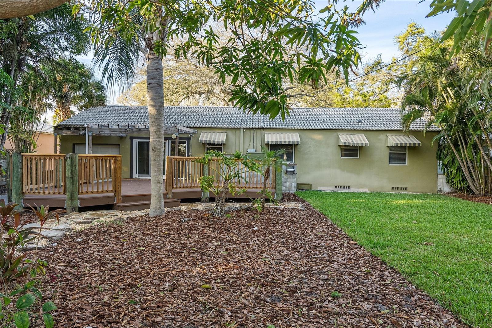 1746 23RD AVE N, ST PETERSBURG, FL, 33713