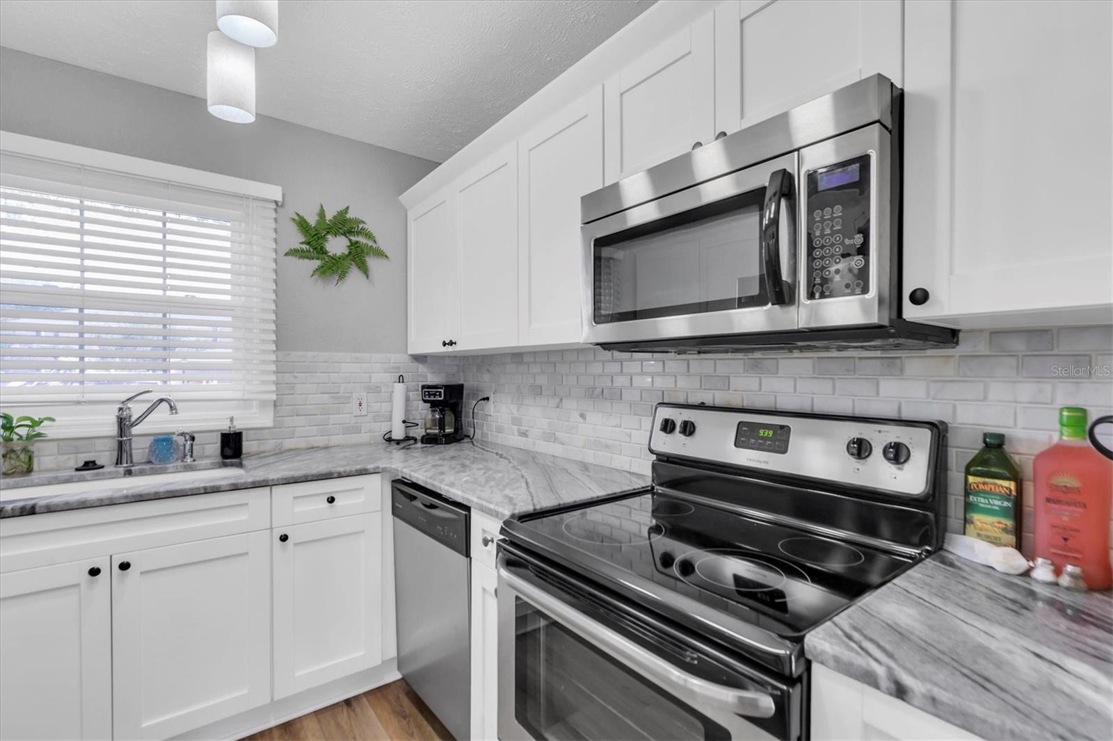 13712 ORANGE SUNSET DR, TAMPA, FL, 33618